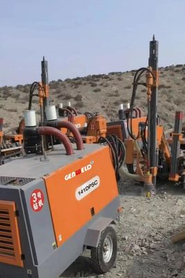 GENWELD Compresión de tornillo de una etapa de 188 HP / Motor Yuchai de 140 KW (141DPSC)